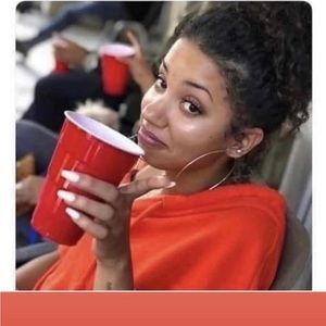 Meet your Posher, Kayla